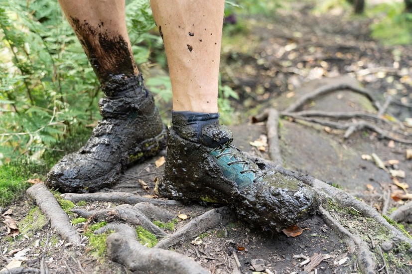 Scarpa Spin ST caked in mud  © UKC Gear