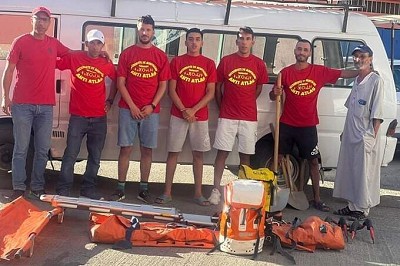 The Anti-Atlas guides prepare to head to the disaster area.  © The Association of Tour Guides of the Anti-Atlas