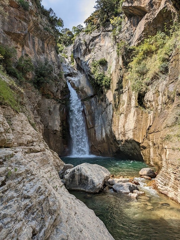 Manikia Waterfall – great spot for cooling down on a hot day.  © Tom Skelhon
