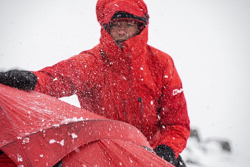 The team endured unpleasant conditions throughout July.  © Leo Houlding