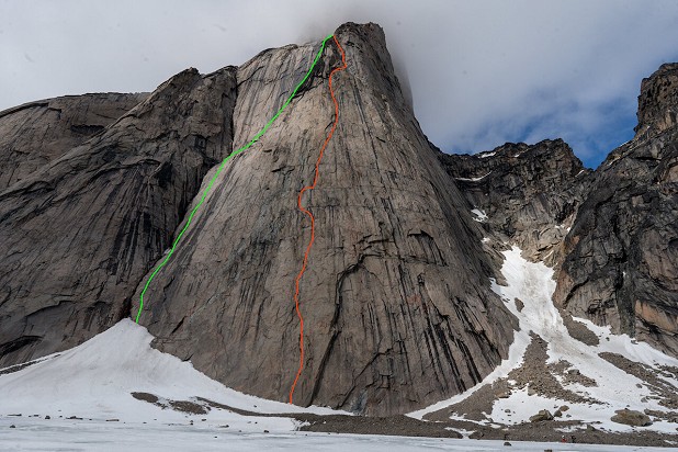 The first half of the Scott Route (left) and Loki's Mischief (right).  © Leo Houlding