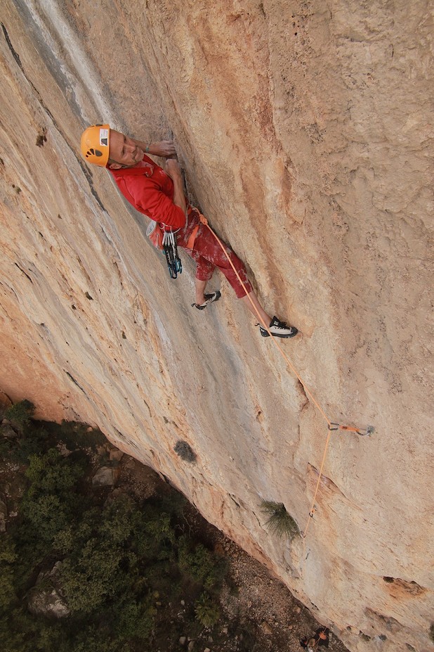 Gerrymandering by the Right, Costa Blanca. This 45m 8a (number 887) was an onsighted first ascent.  © Rich Mayfield