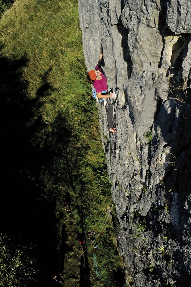 Giulia Forlati catching some late afternoon sun on Going Straight (6c) at Smalldale.  © Mark Glaister