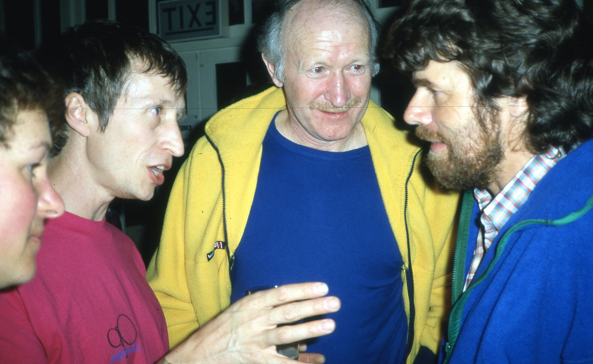 Bernard Newman (left) in conversation with Italian mountaineering giant Reinhold Messner.  © John Porter