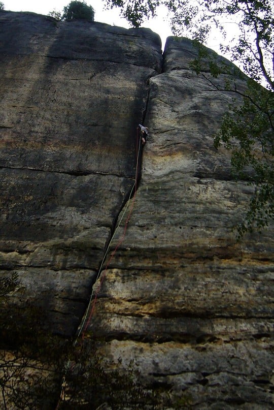 Cracks to match any taste. Route: Schildburgerriss. Tower: Mullerstein.  © UKC Articles