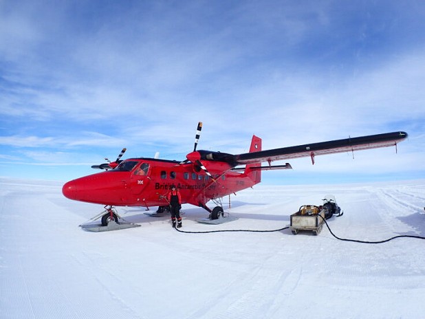 Twin Otter refuelling from a field depot  © Tom Sylvester