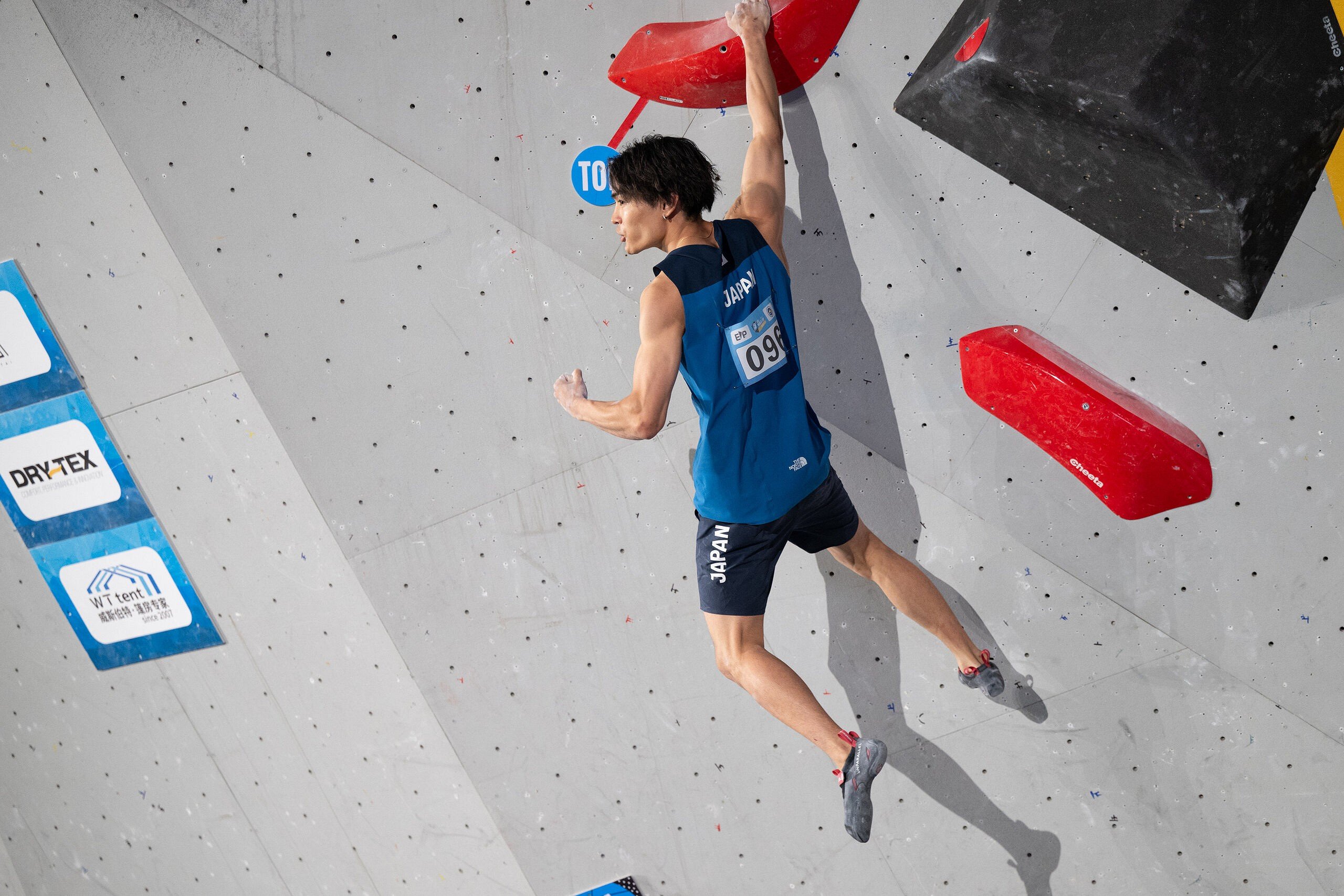 Tomoa Narasaki (JPN) won the first World Cup of the season after qualifying for Paris 2024 last year.  © IFSC