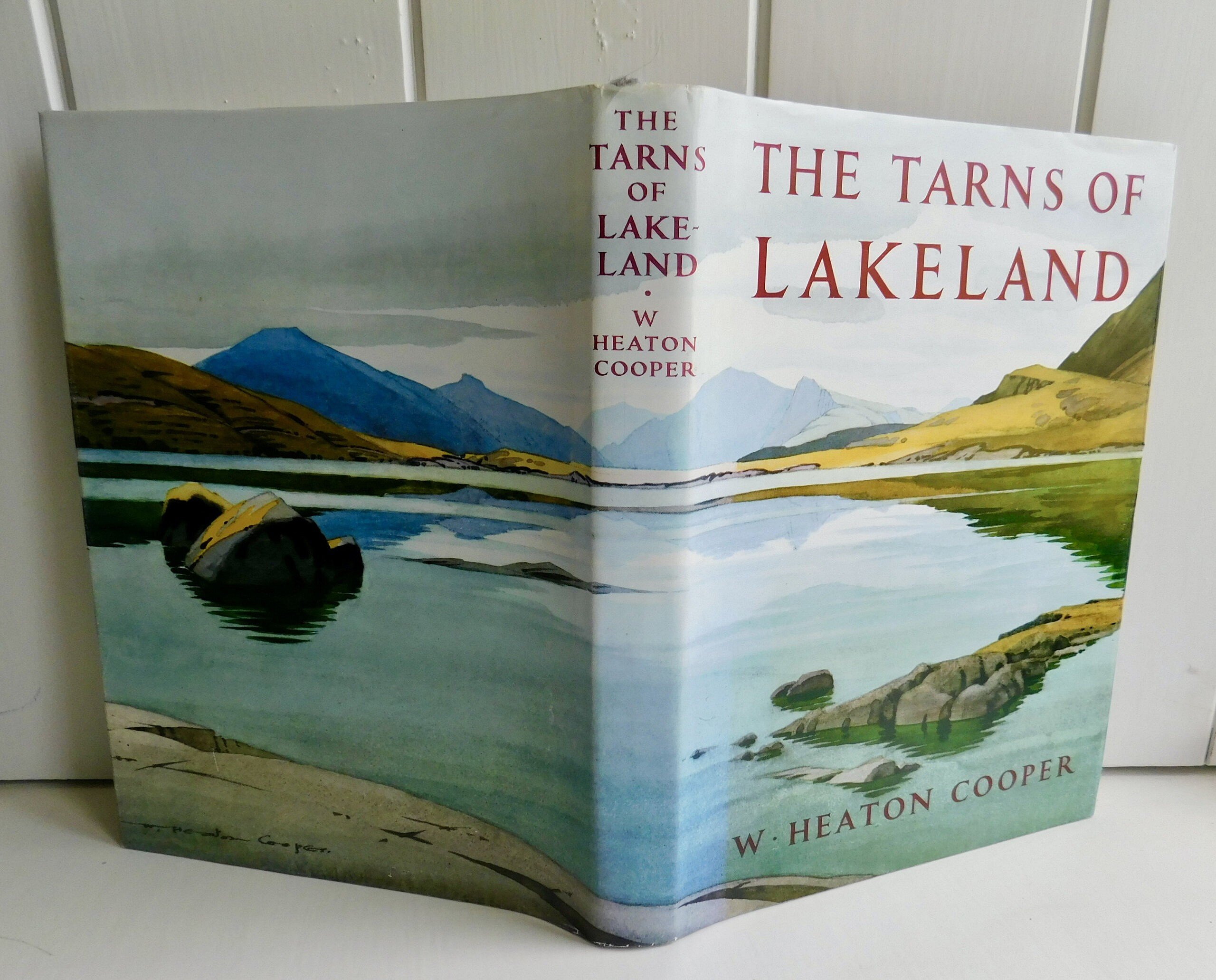 Heaton Coopers pictorial guide to Lakeland Tarns.  © tutbury