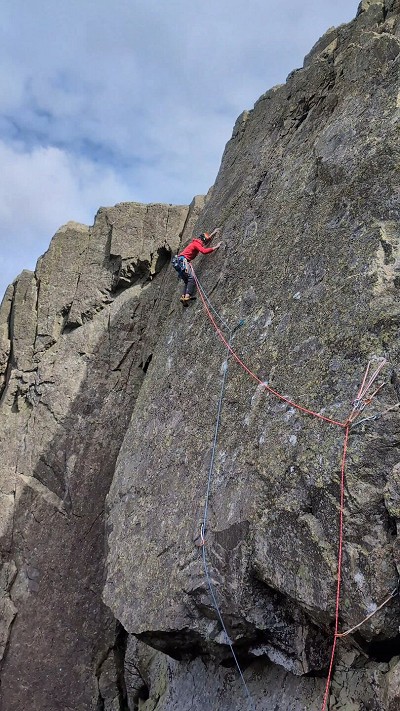 Theo goes One Step Beyond E4 6a (Gouther), on a beautiful day and totally on our own, not even midges!  © squarecow