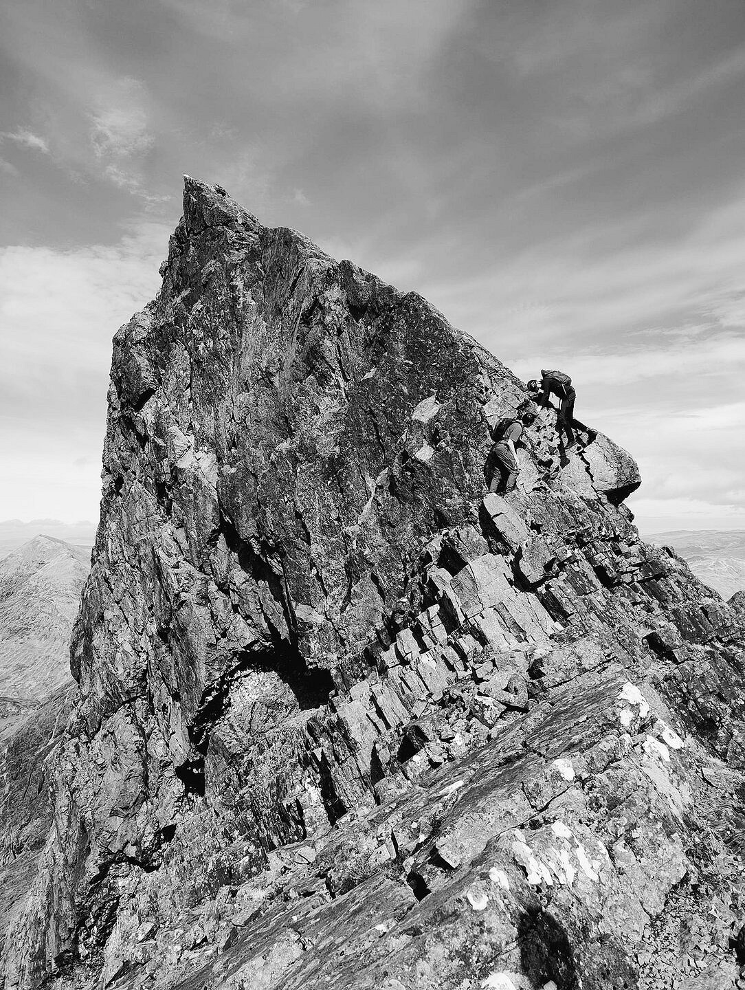 Descending the Imposter, South Ridge of Clach Glas  © Ben Rushton