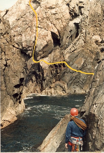 Photo showing the line of North Atlantic crossing. I now believe that not only the crux detached block but the whole cliff sect  © Powertrain