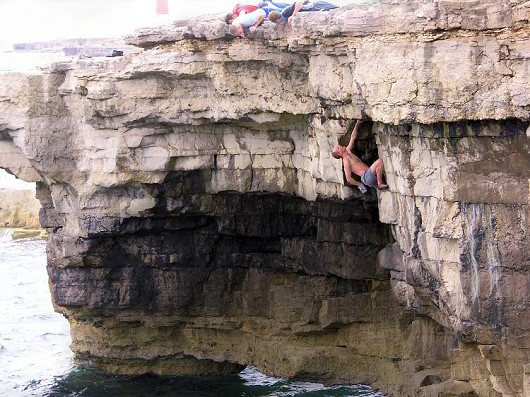 Paul, telling himself that the top out's gonna be ok on 'Ixtlan', E2 5b  © Paul Phillips - UKC and UKH