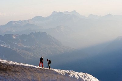Climber on Augille du Midi ridge  © tom_fewster