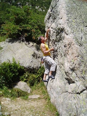 Me bouldering 'La Saliere' F6c, Col de Montet, Chamonix  © co1ps