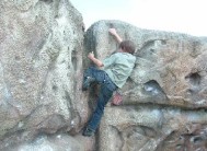 phil knee bar on the Heeley Boulder