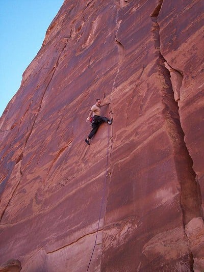 Crack Climbing in the Desert  © skeathy