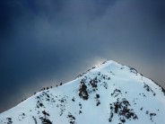 On the fine snow ridge of Stob Dubh