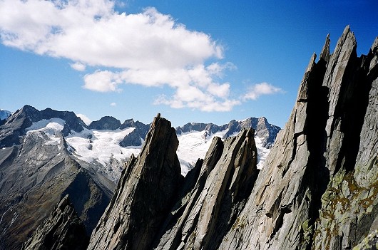The west ridge of the Salbitschijen, from the south ridge  © Chris Sansum