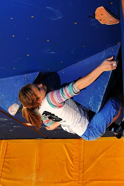 Volumes were like buses at the BBC Cliffhanger 2008 in the Junior Female final, two at a time or none at all!  © Keith Sharples