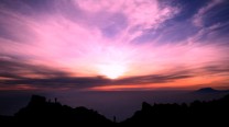 Merapi Java 4am/ 3000m - Sun rise over Solo
