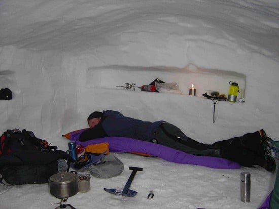 5-man Snow Cave / Snow Shelter in Scotland (Mar 06)  © Marmot Catcher
